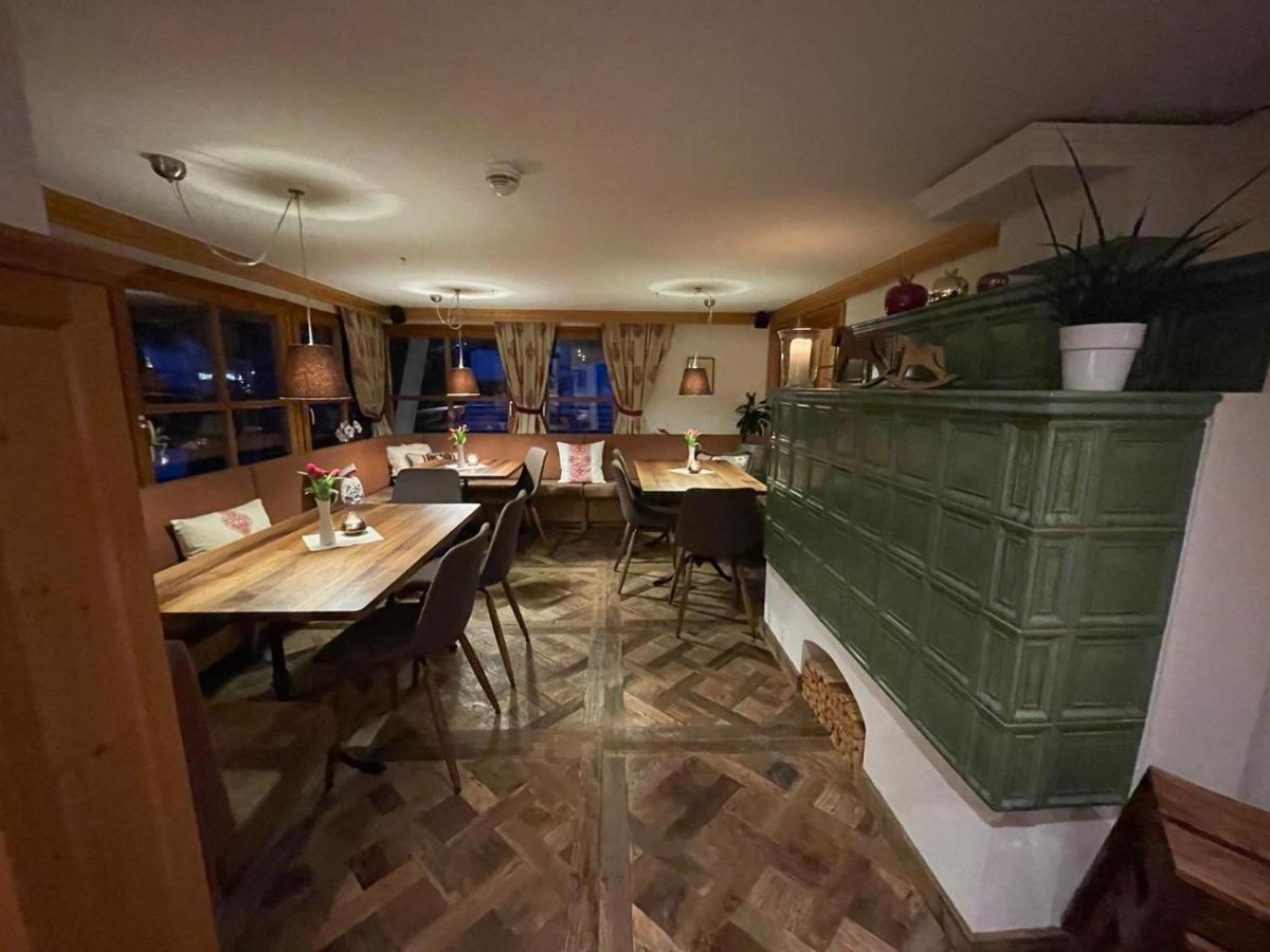 Hotel Alpenrose 가글린 외부 사진